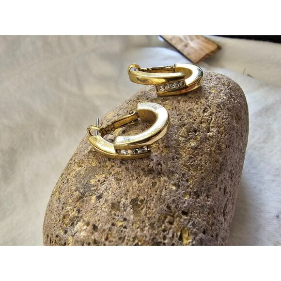 Gold Toned Rhinestones C Hoop Oval Shaped Earrings English Lock Pierced Classy - Picture 4 of 8